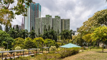 The 4 sectors of Morse Park stretched across Wong Tai Sin and Lok Fu, providing a substantial amount of greenery and recreational facilities for the nearby communities.